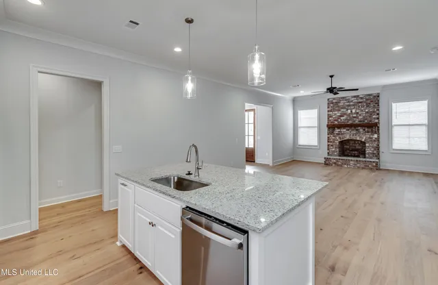 $399,900 | 1931 Freedom Ring Drive, Brandon, MS 39047