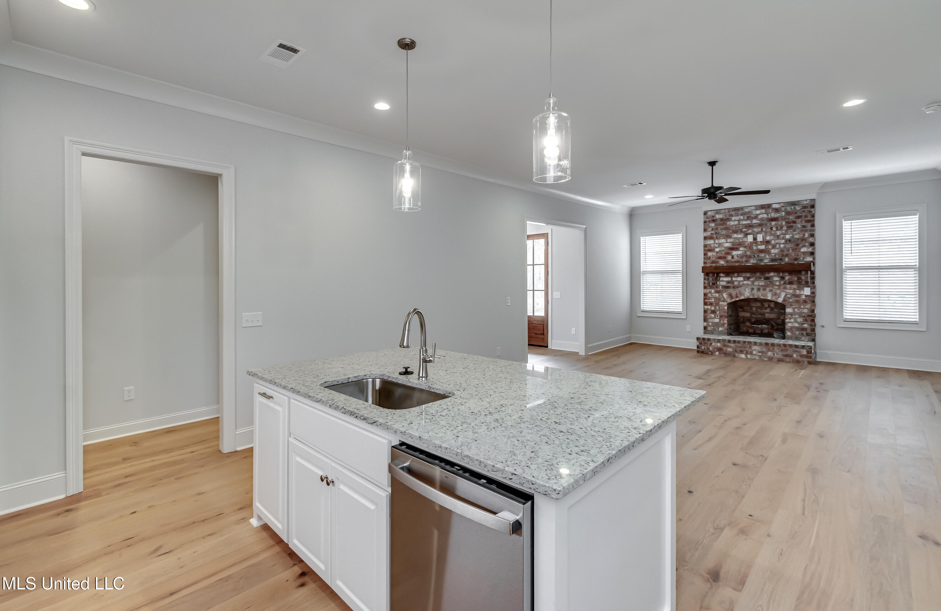 1931 Freedom Ring Drive Brandon, MS 39047 - Photo 13 of 42 1931 Freedom Ring-17