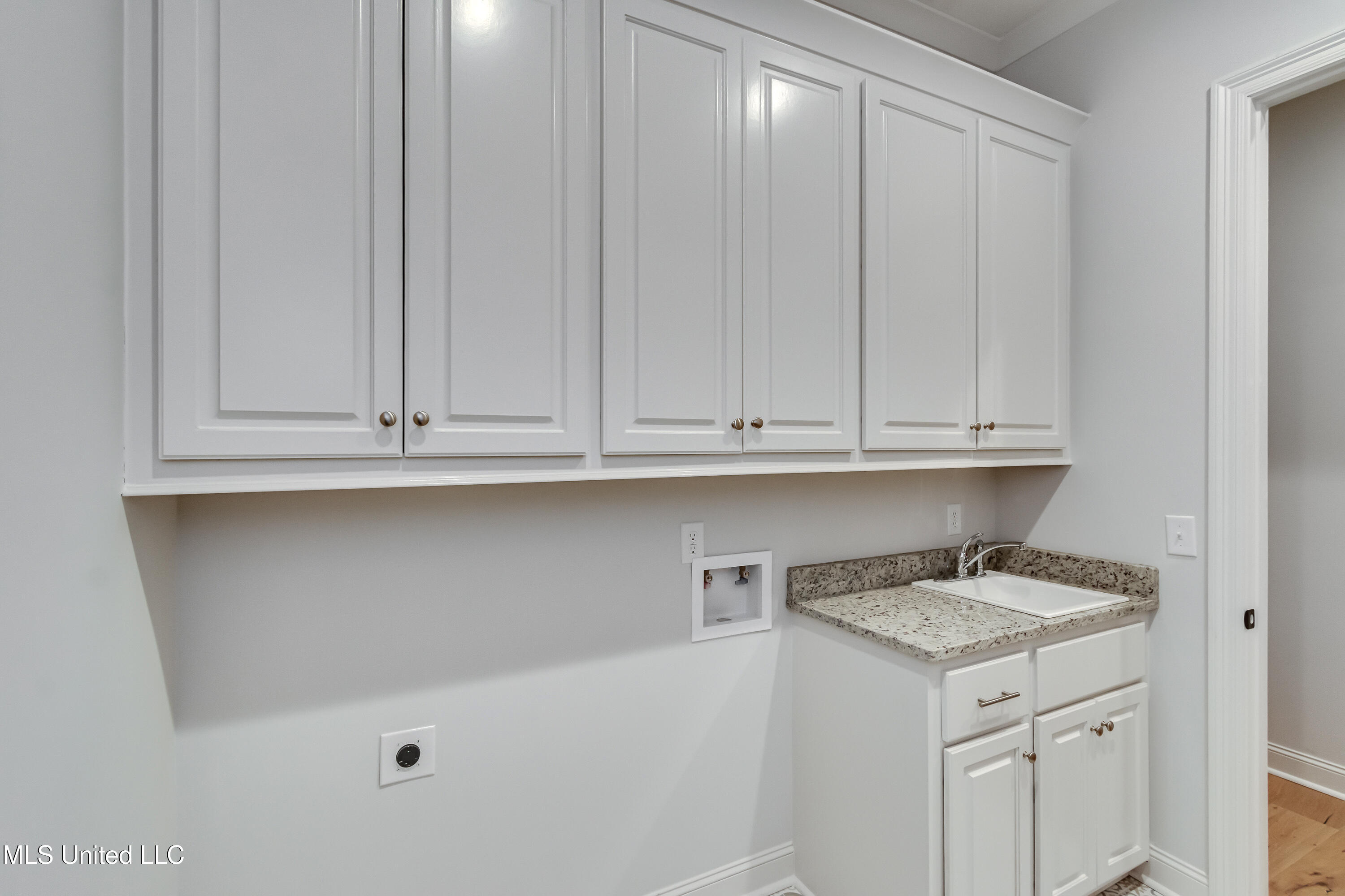 1931 Freedom Ring Drive Brandon, MS 39047 - Photo 25 of 42 1931 Freedom Ring-29