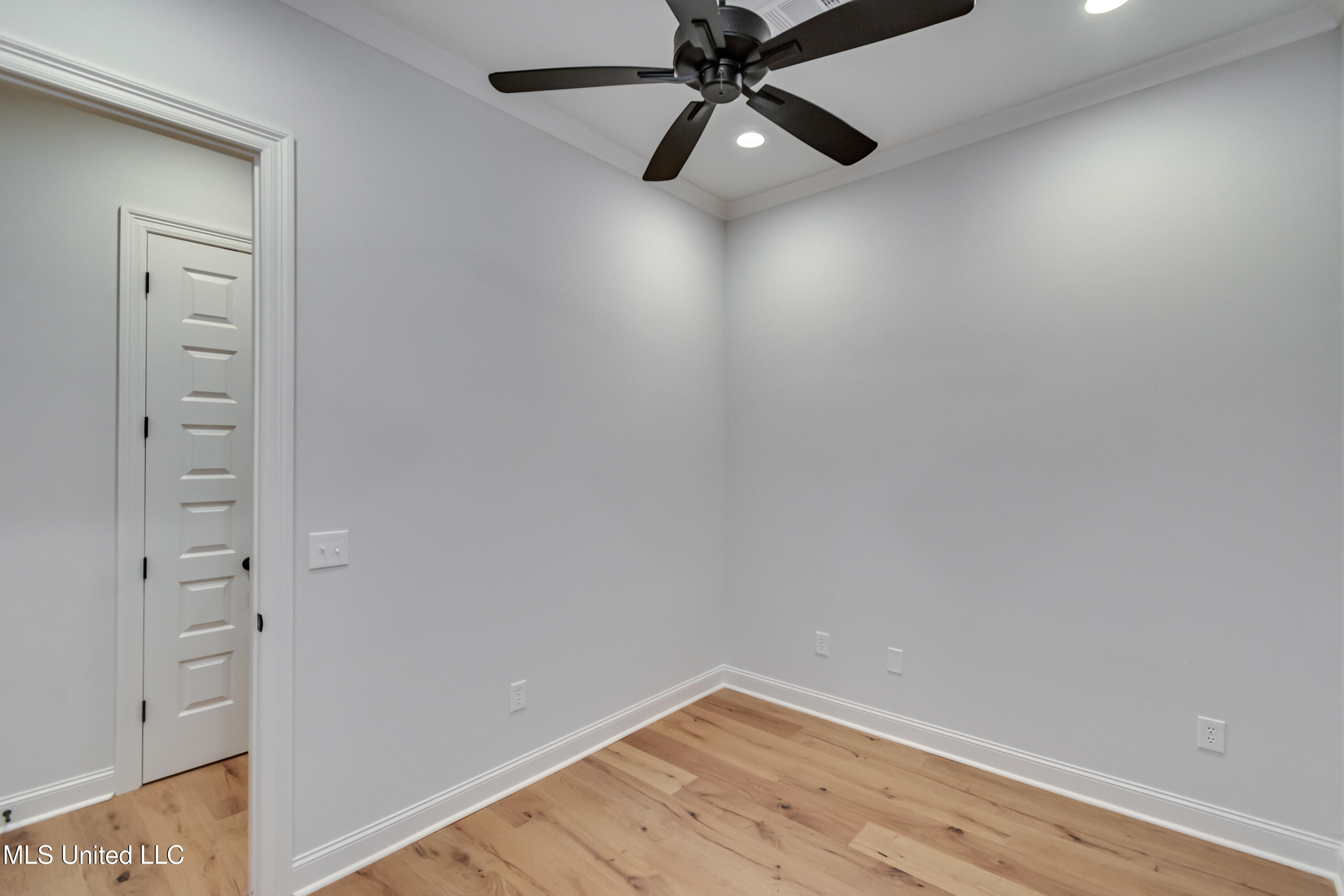 1931 Freedom Ring Drive Brandon, MS 39047 - Photo 28 of 42 1931 Freedom Ring-32