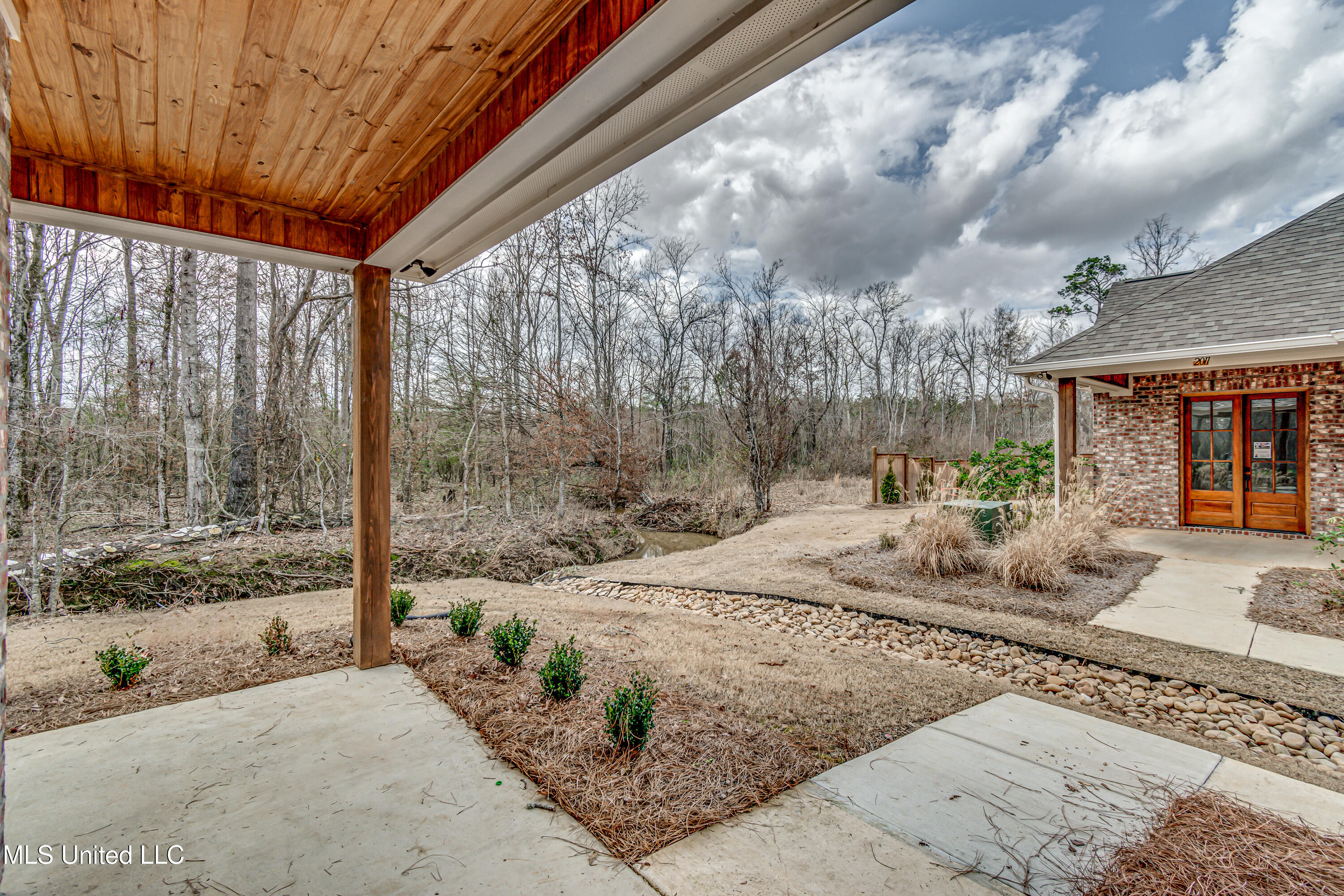1931 Freedom Ring Drive Brandon, MS 39047 - Photo 3 of 42 1931 Freedom Ring-7