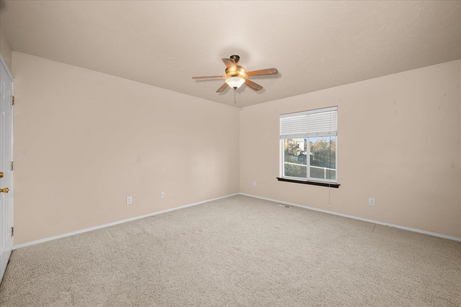 716 North 8th Street Cheney, WA 99004 - Photo 17 of 48