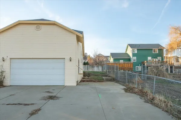 $415,000 | 716 North 8th Street, Cheney, WA 99004
