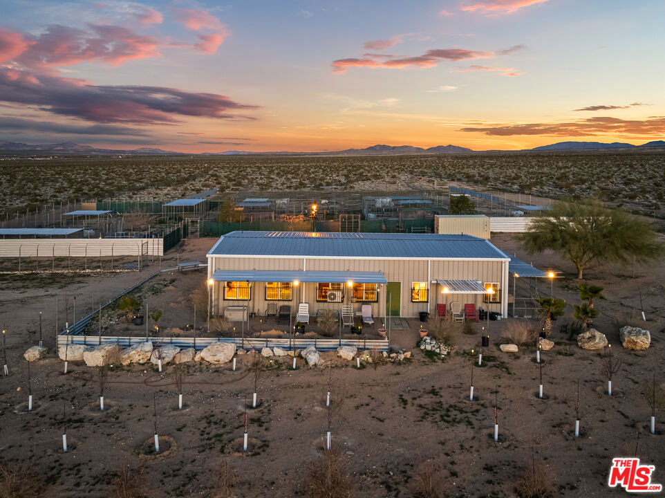 9025 Camp Rock Road Lucerne Valley, CA 92356 - Photo 13 of 54