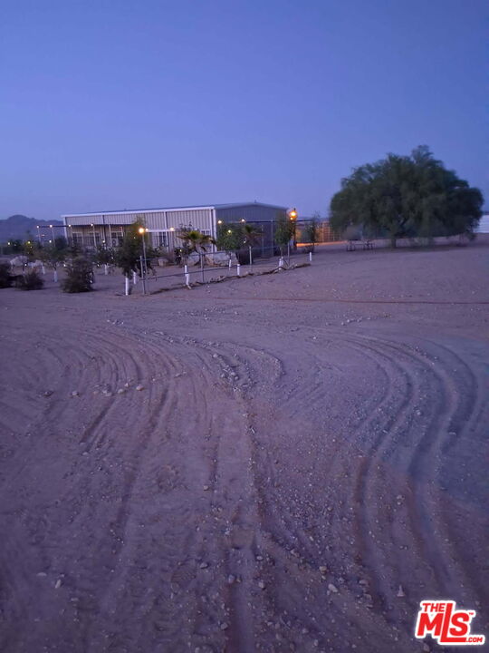 9025 Camp Rock Road Lucerne Valley, CA 92356 - Photo 45 of 54