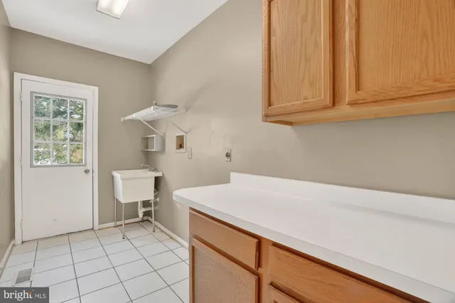 $929,900 | 6913 Annabel Court, Columbia, MD 21044