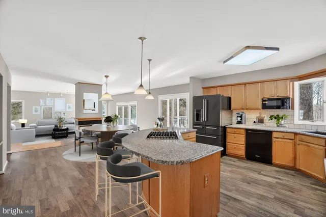 $929,900 | 6913 Annabel Court, Columbia, MD 21044