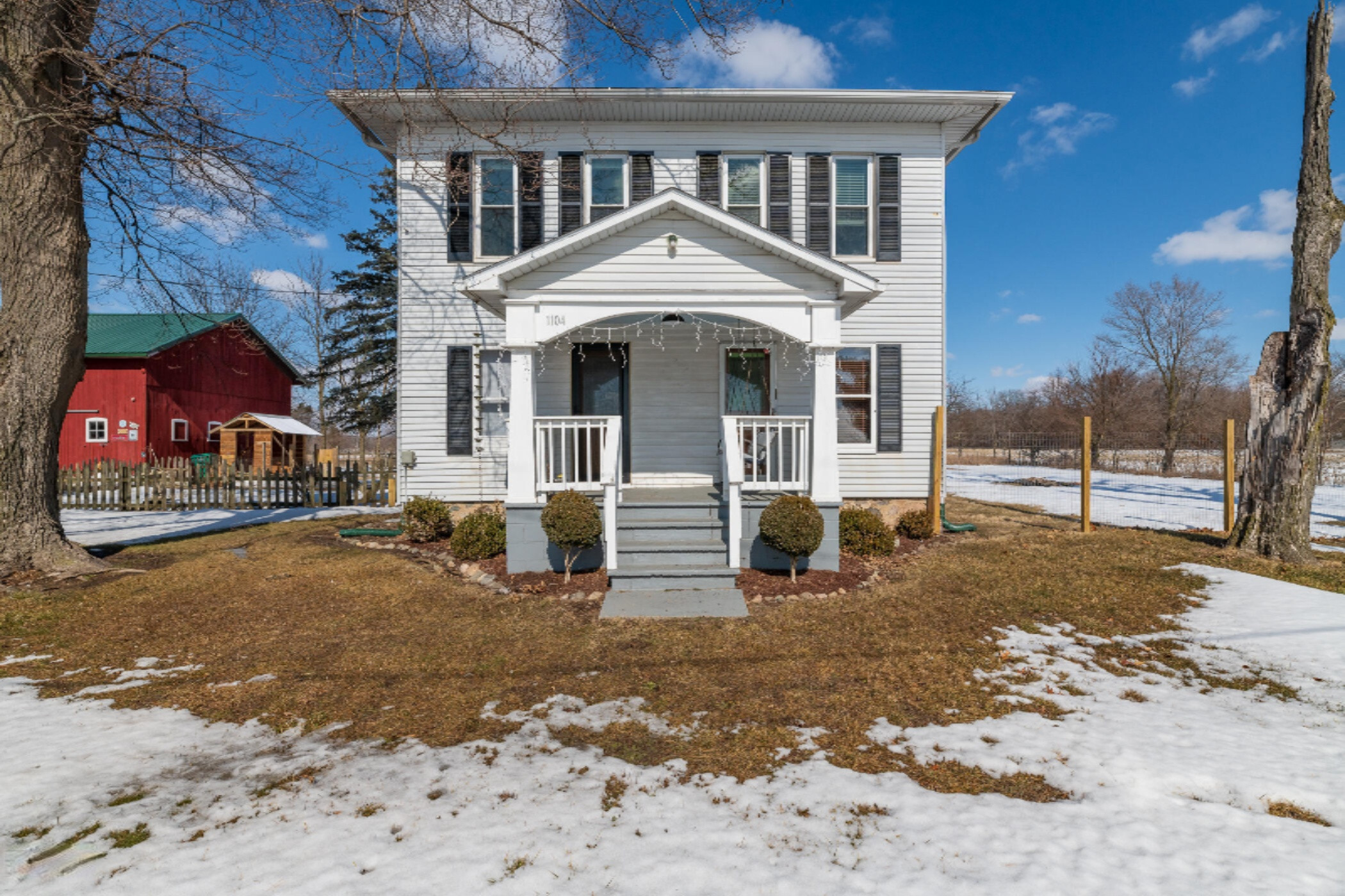 1104 East Hoffman Street Three Rivers, MI 49093 - Photo 6 of 51 1104 E Hoffman-5