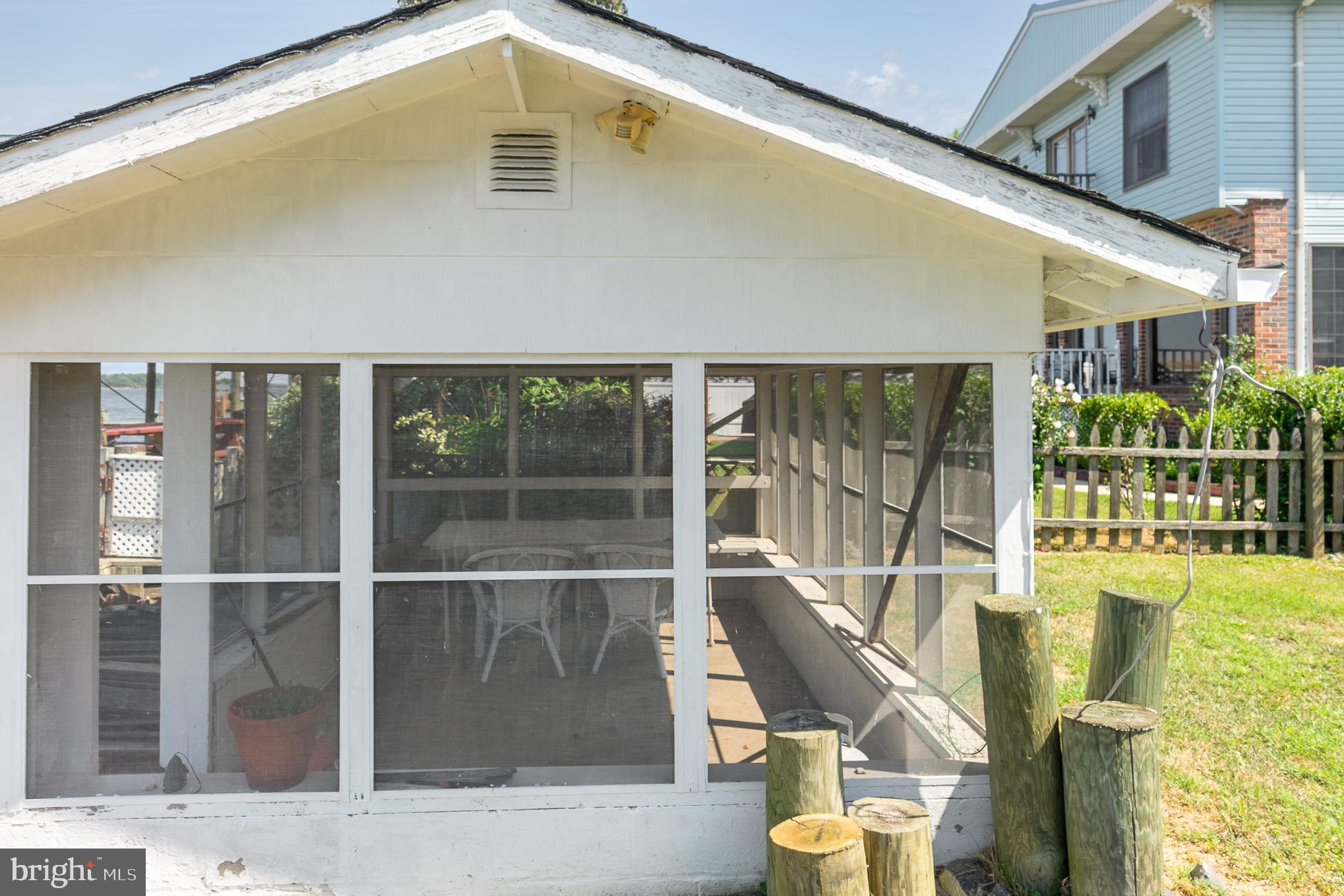 7012 River Drive Road Sparrows Point, MD 21219 - Photo 8 of 32