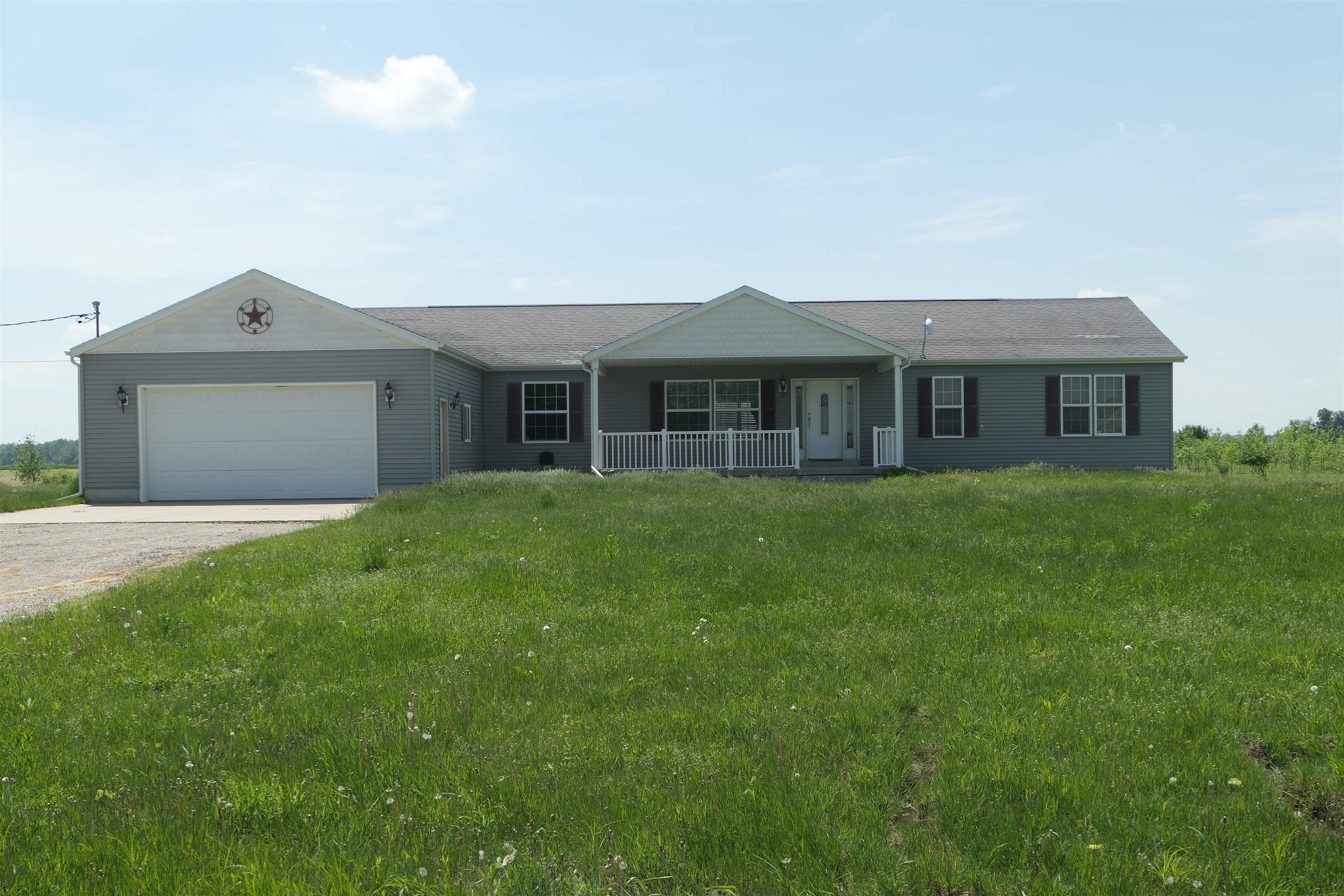 4657 Ball Road St. Louis, MI 48880 - Photo 1 of 41 1900473.JPG