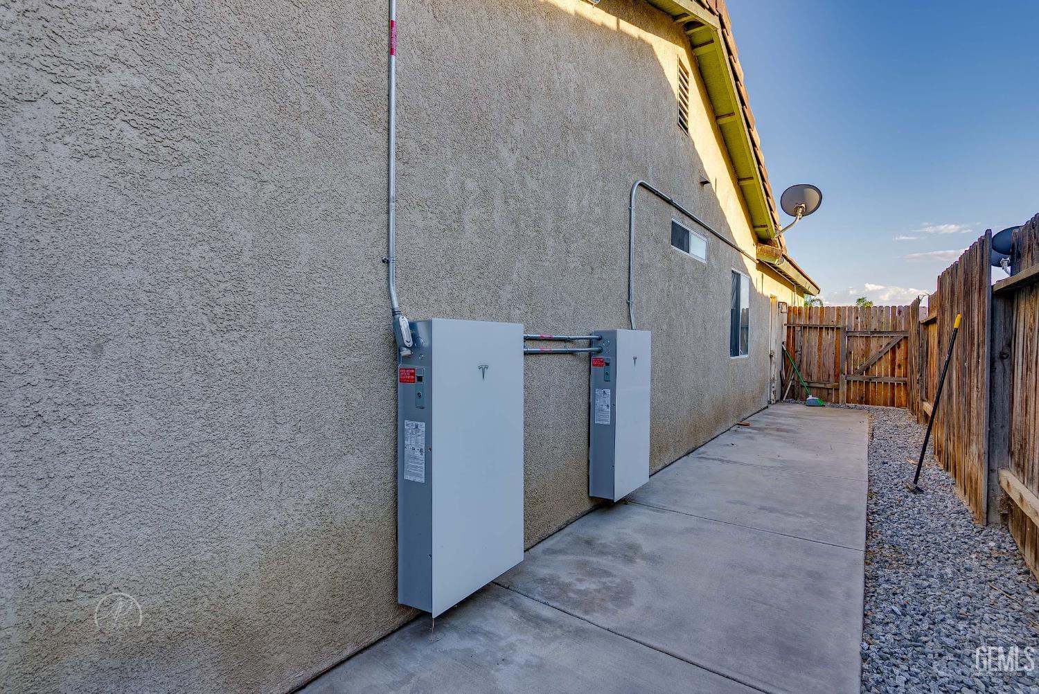 Undisclosed Address Bakersfield, CA 93307 - Photo 20 of 24 Gallery Image 20