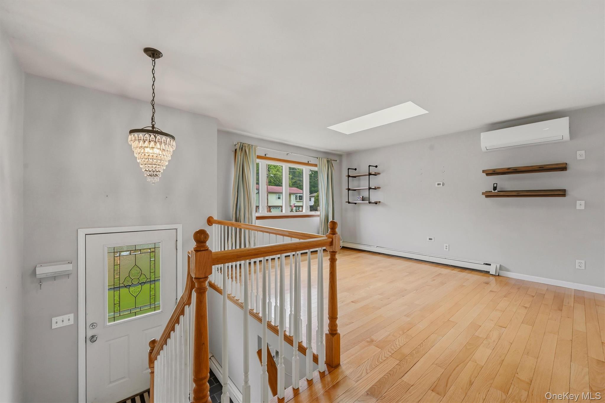 39 Raker Road Poughkeepsie, NY 12603 - Photo 4 of 31