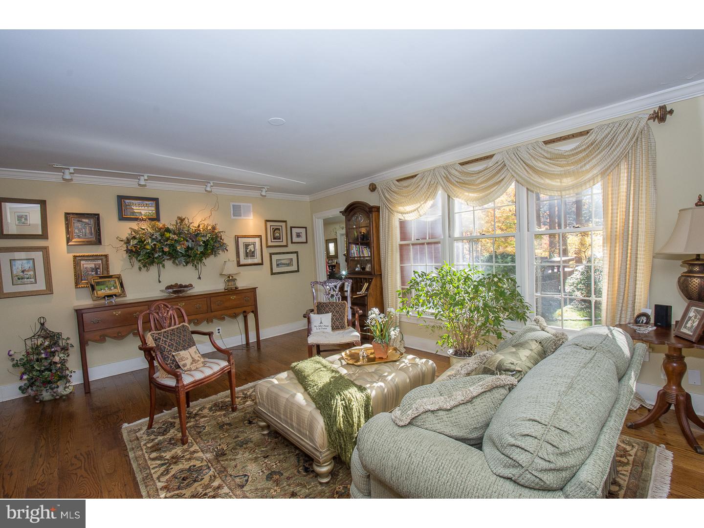 1870 Colt Road Media, PA 19063 - Photo 5 of 25 Living Room