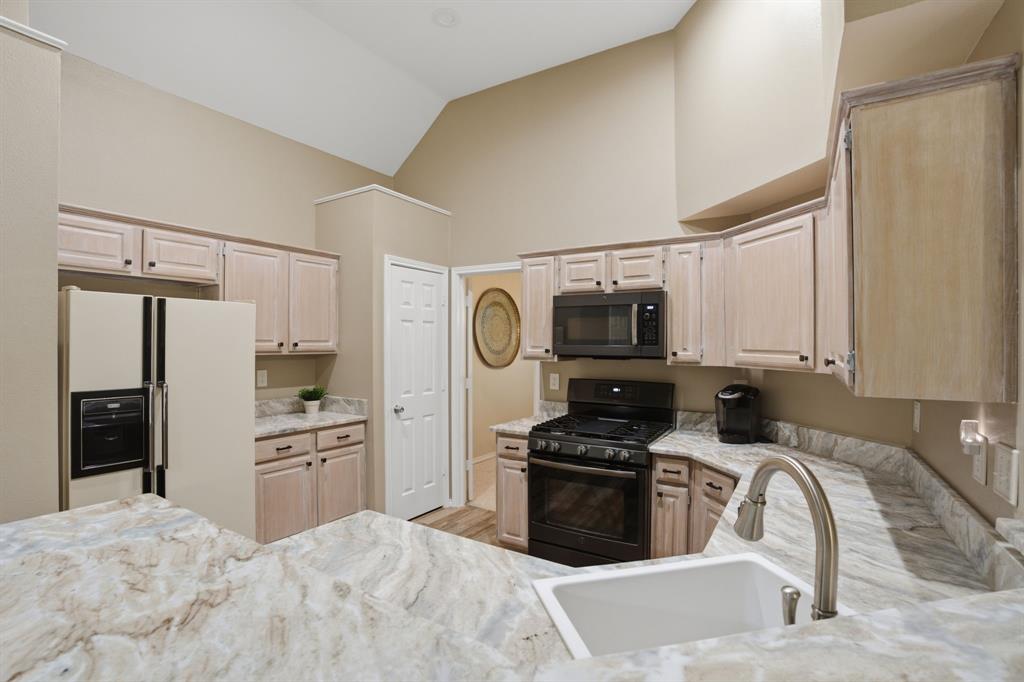 5101 Quail Ridge Drive McKinney, TX 75072 - Photo 8 of 25