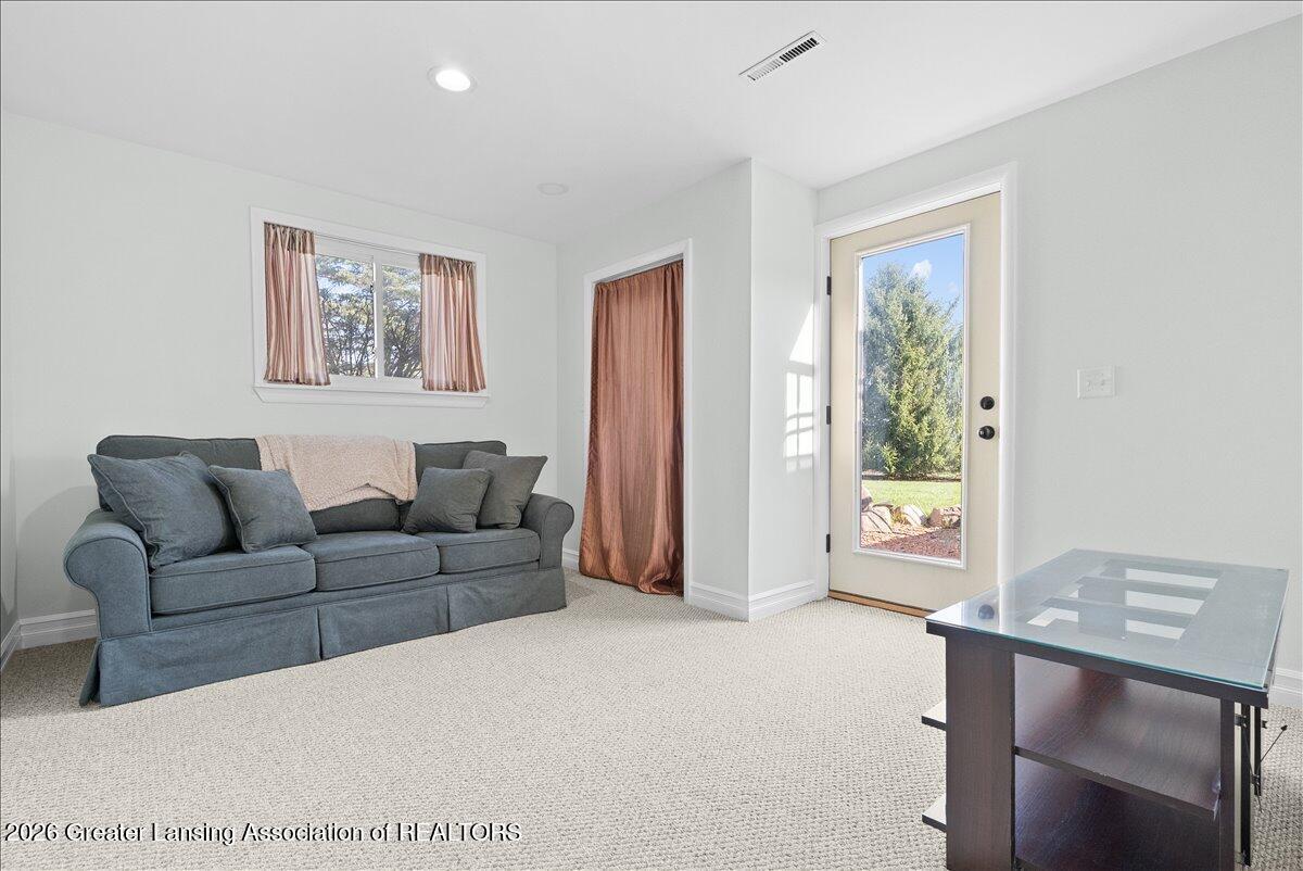 2475 Yallup Road St. Johns, MI 48879 - Photo 17 of 37 54-Media Jett - 49