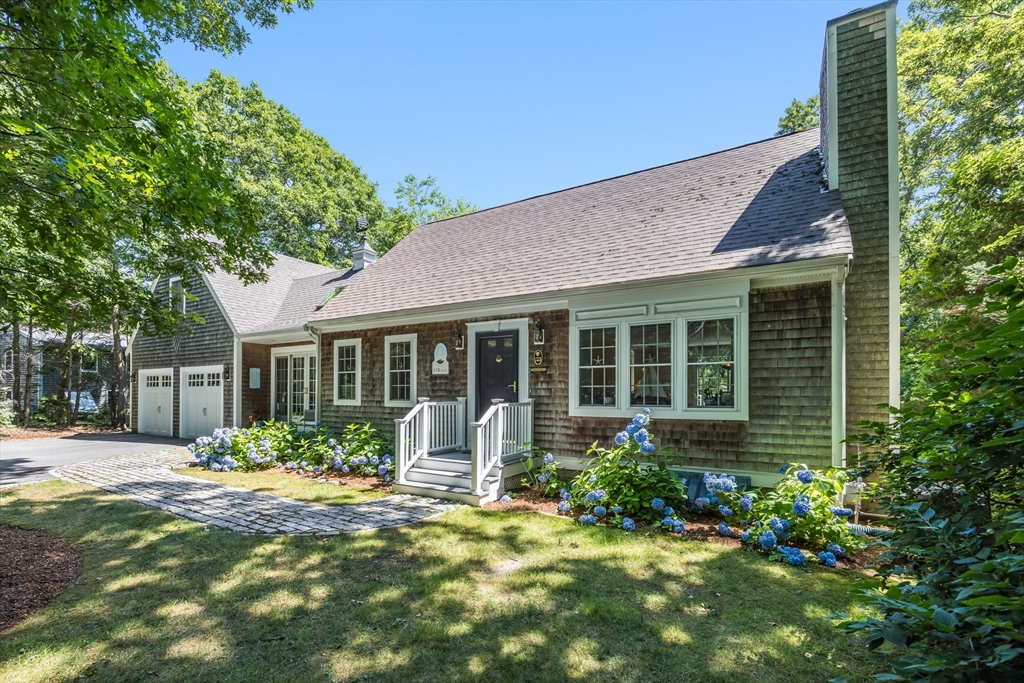 123 Fordham Road Falmouth, MA 02536 - Photo 3 of 41 Gallery Image 3