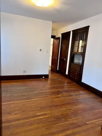 $2,000 | 289 Highland Avenue, Unit 1L, Quincy, MA 02170