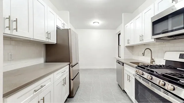 $449,000 | 2835 Bedford Avenue, Unit 1B | Flatbush