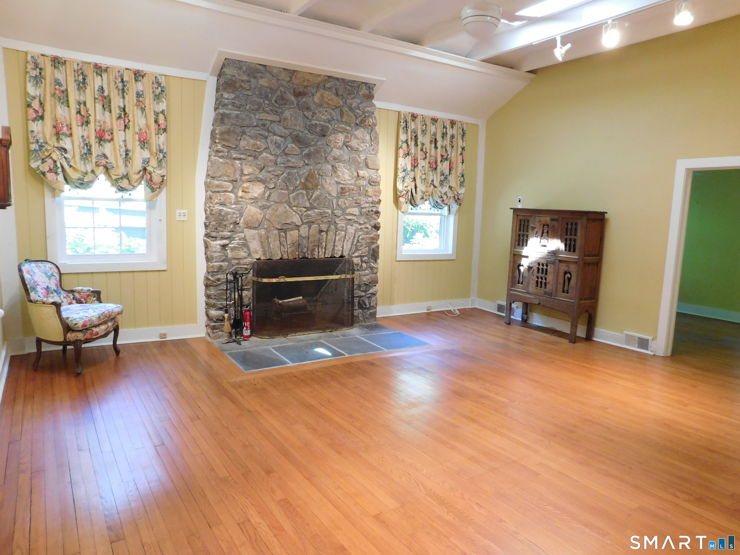 151 Great Quarter Road Newtown, CT 06482 - Photo 20 of 40