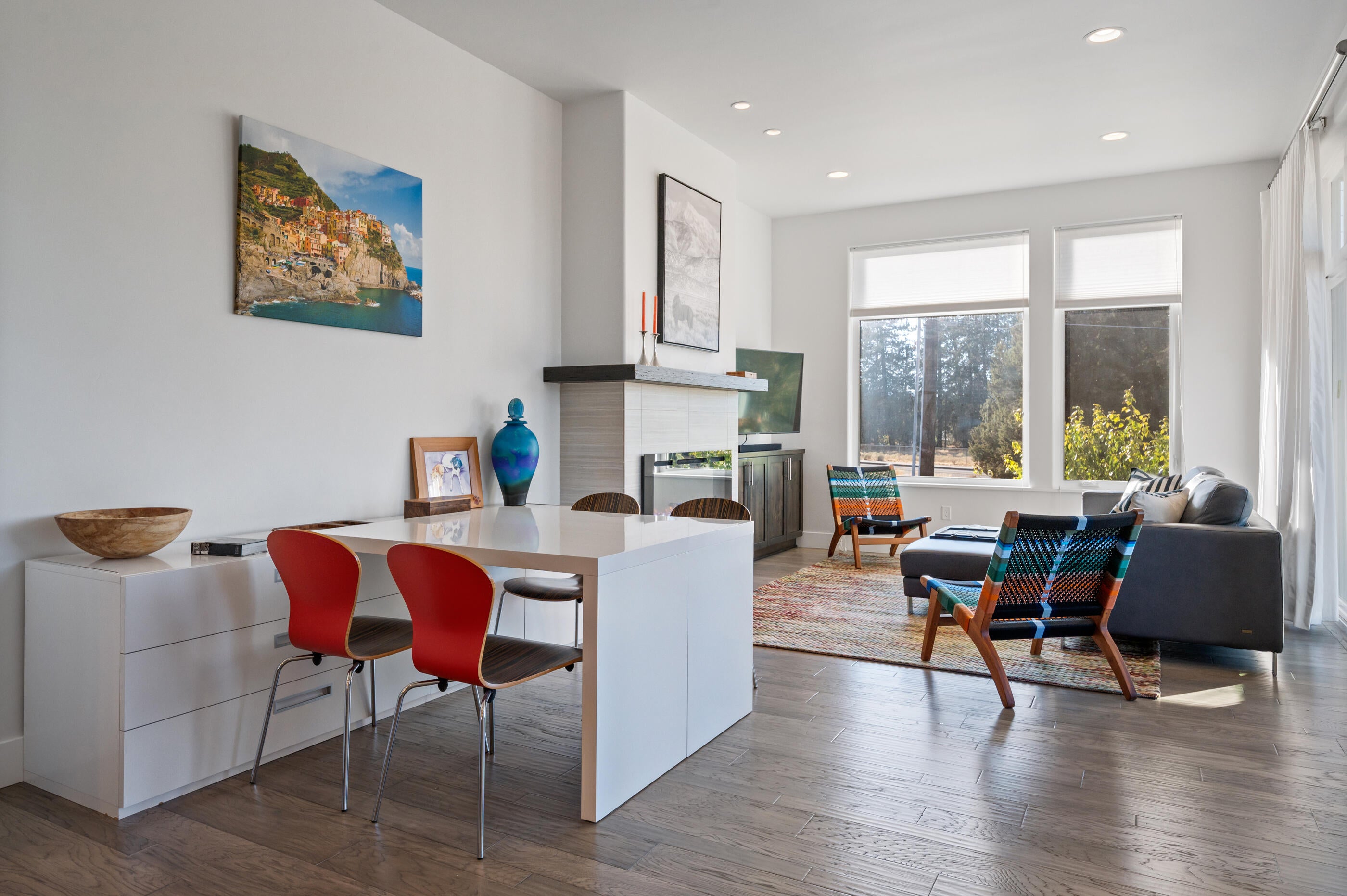 61586 Southwest Blakely Road Bend, OR 97702 - Photo 25 of 40 Eating area