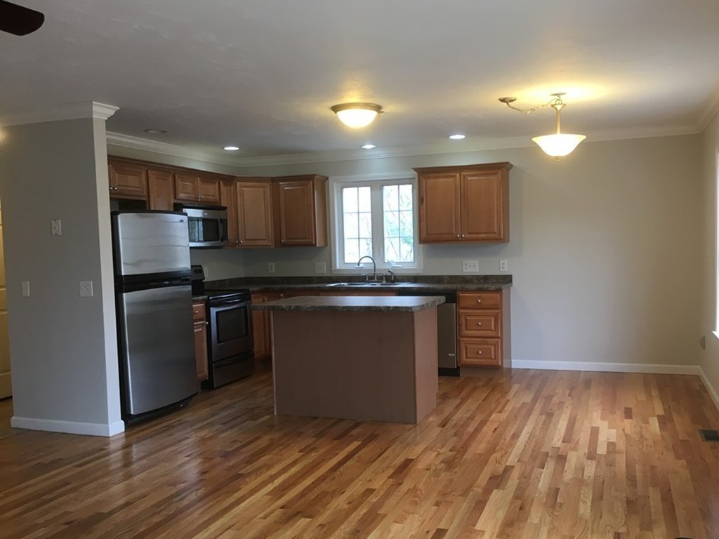 25 3rd Street, Unit E Webster, MA 01570 - Photo 5 of 14 Gallery Image 5