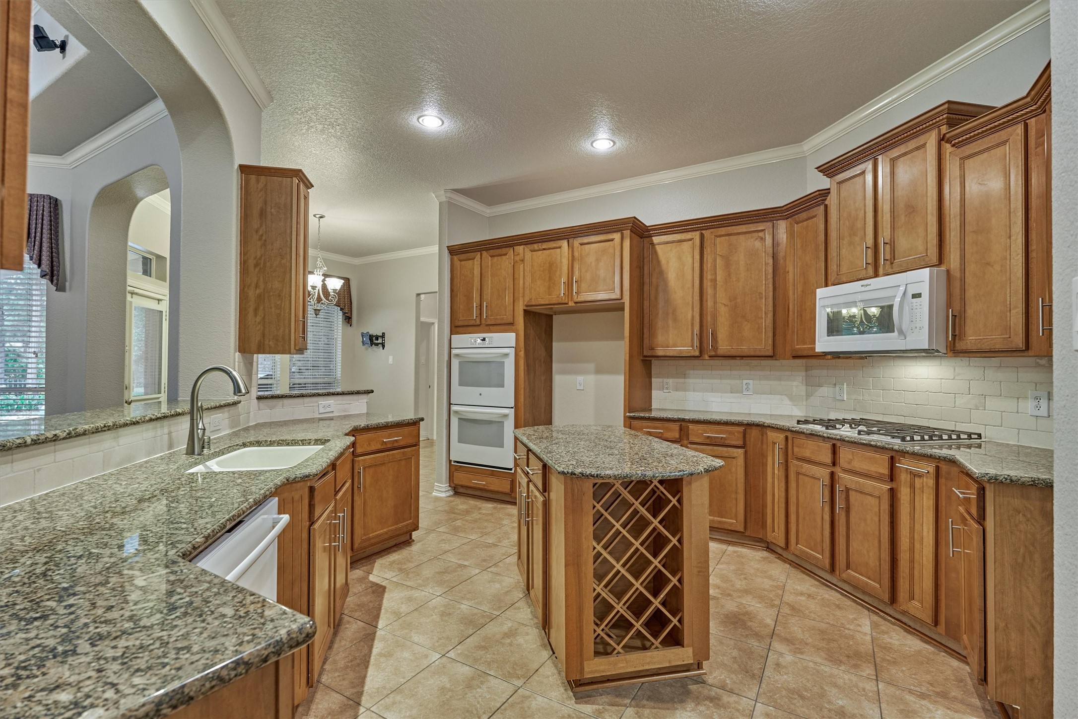 1608 Beau Rivage Drive Conroe, TX 77304 - Photo 22 of 49
