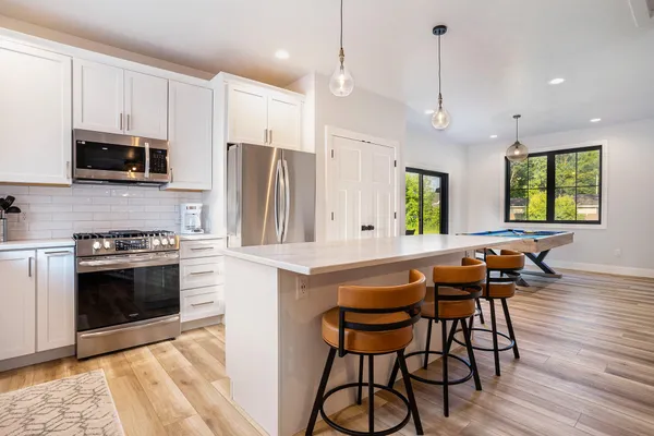 $724,900 | 318 Edgell Street, South Haven, MI 49090