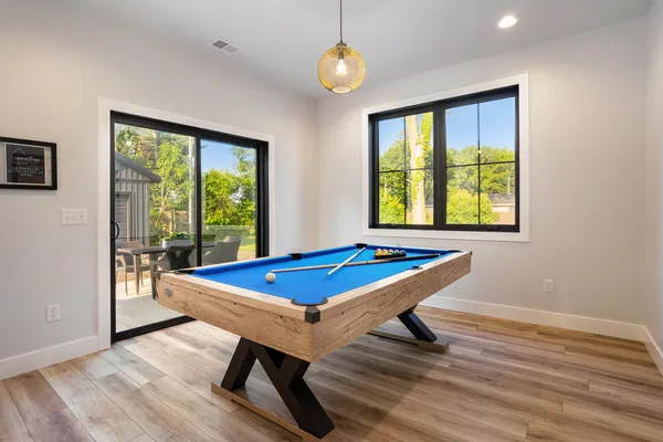 $724,900 | 318 Edgell Street, South Haven, MI 49090