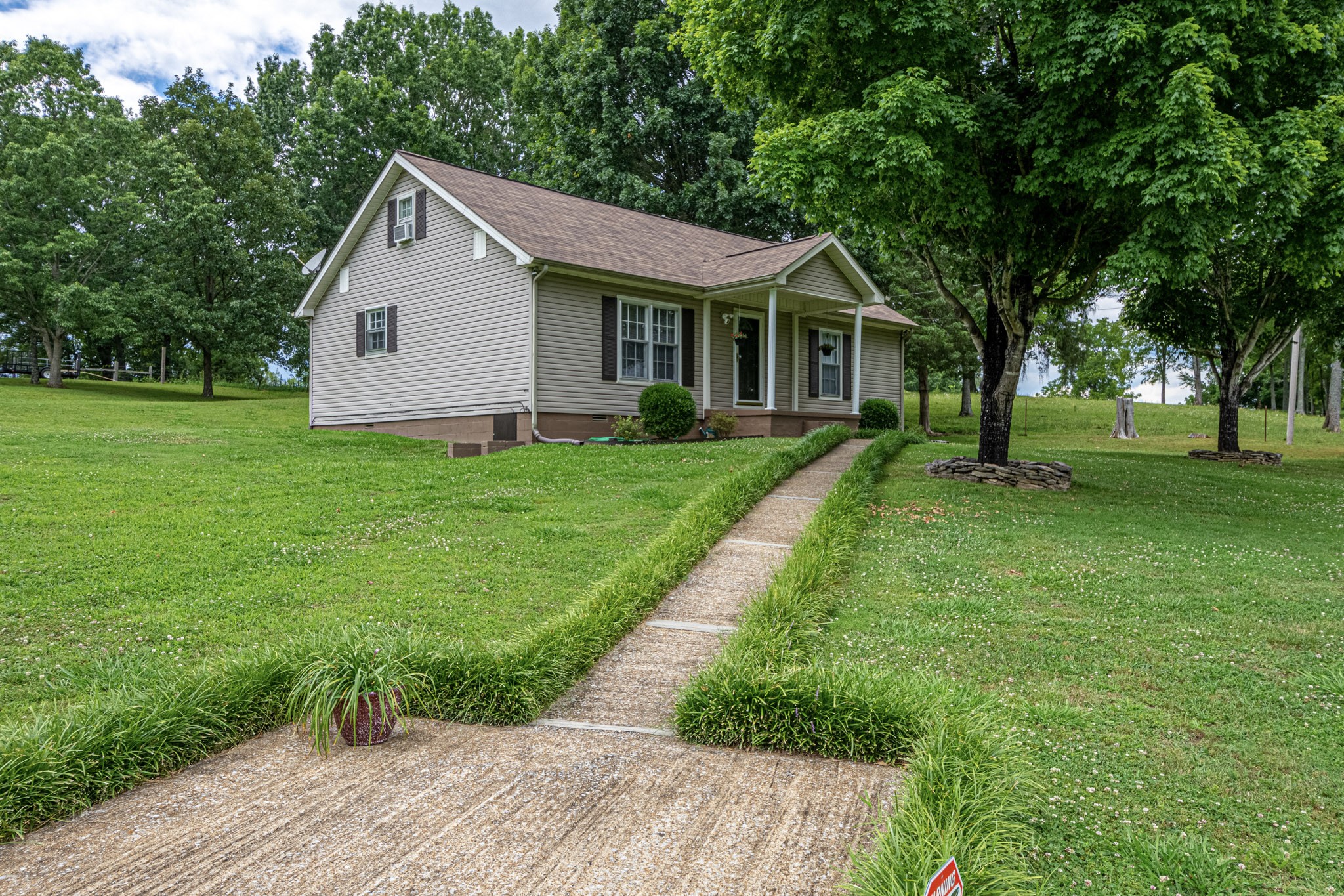 1921 Fiducia Road Pulaski, TN 38478 - Photo 3 of 45 a view of a yard in front of house