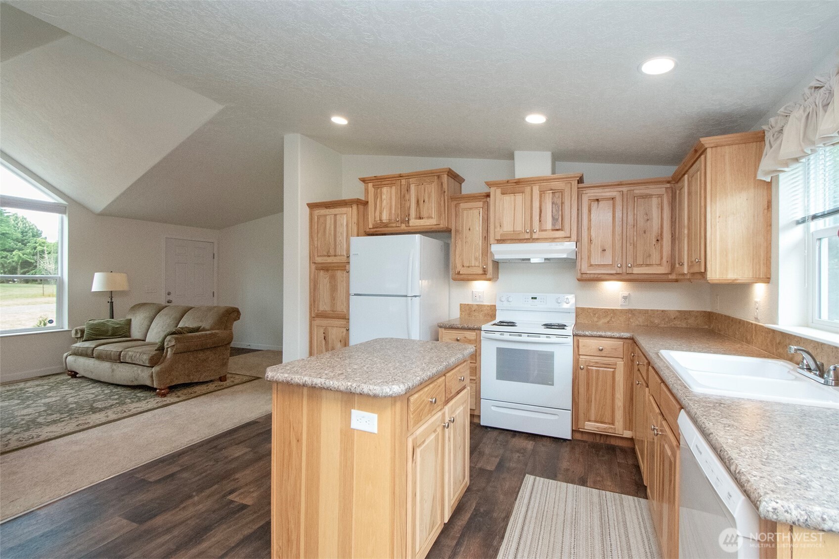 285 Bon Jon View Way Sequim, WA 98382 - Photo 7 of 40