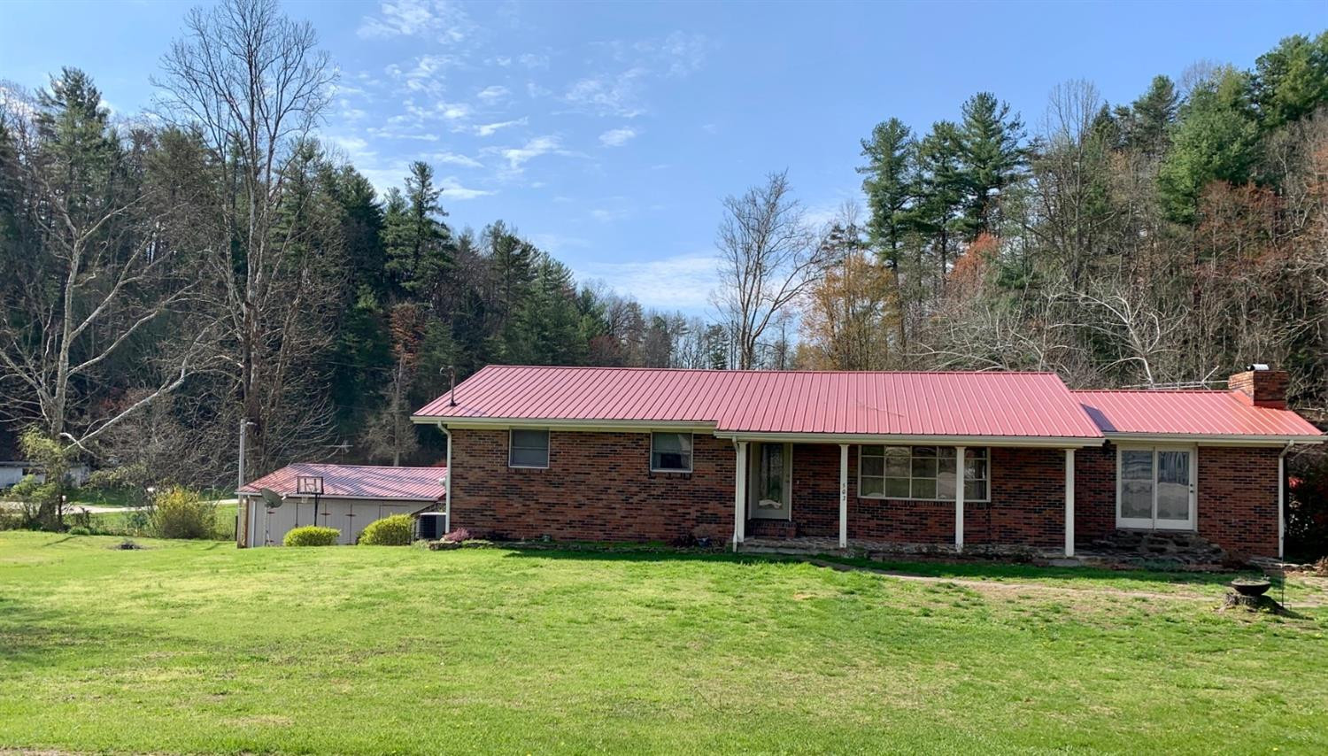 503 Quillen Chapel Road Campton, KY 41301 - Photo 1 of 21 Photo 1