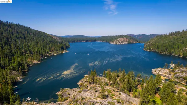 $599,000 | 28525 South Stan Court, Strawberry, CA 95364