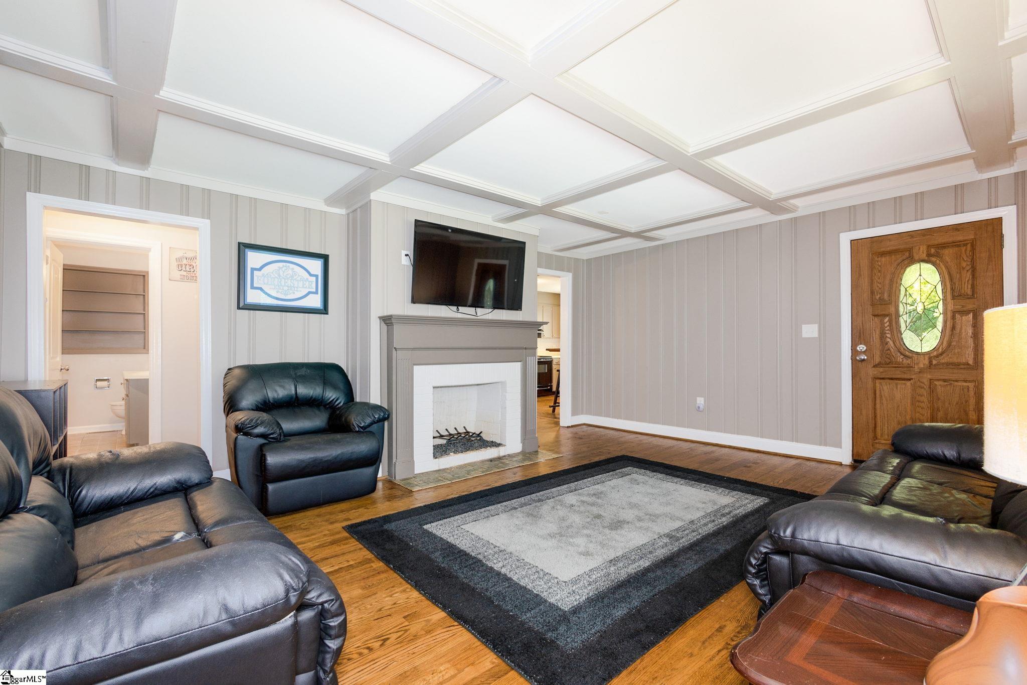 244 St Mark Road Taylors, SC 29687 - Photo 6 of 26 Gallery Image 6