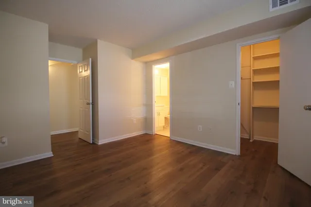 $1,995 | 11615 Stoneview Square, Unit 72/2B, Reston, VA 20191