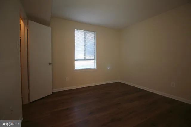 $1,995 | 11615 Stoneview Square, Unit 72/2B, Reston, VA 20191