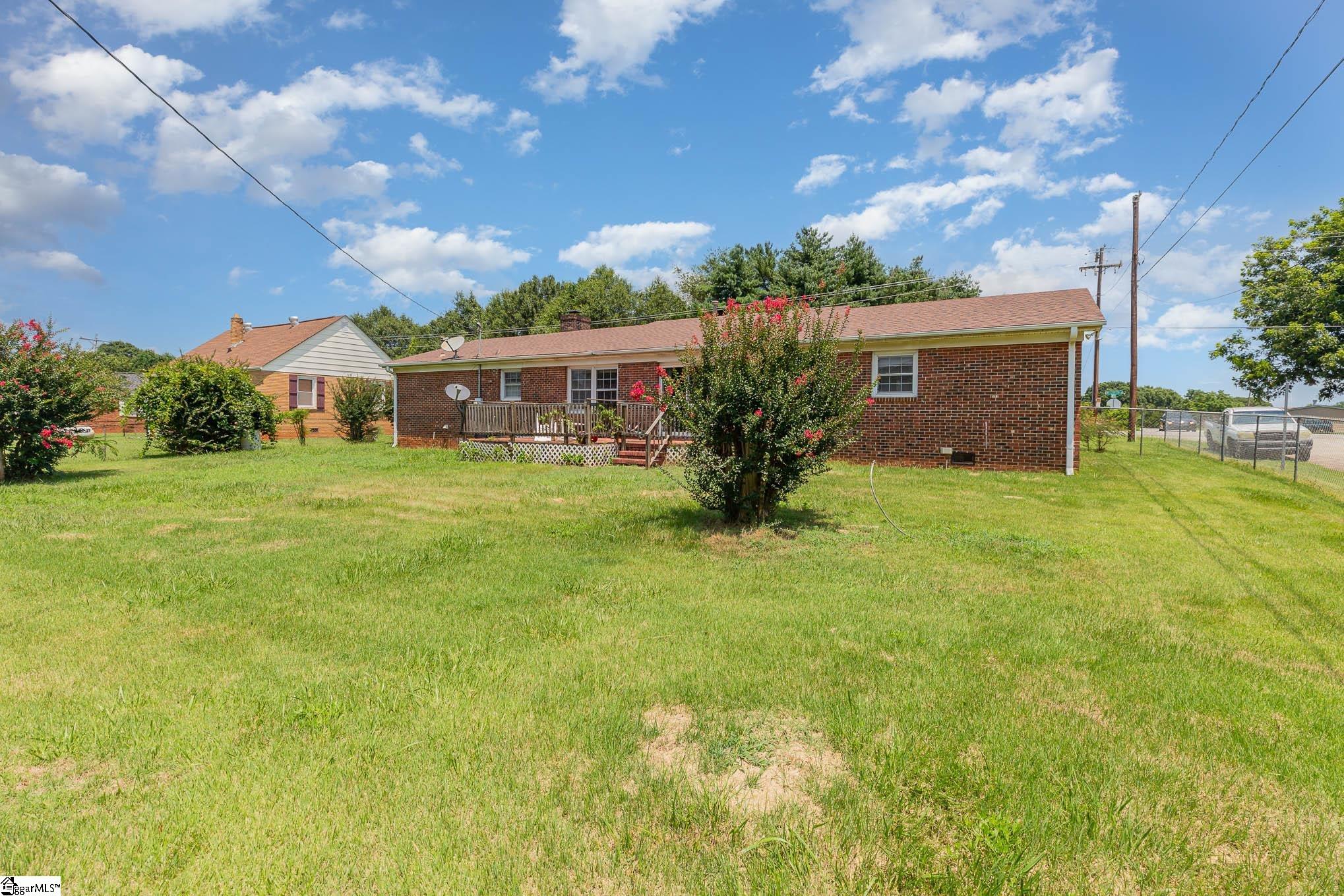 1505 Nazareth Road Spartanburg, SC 29301 - Photo 19 of 23