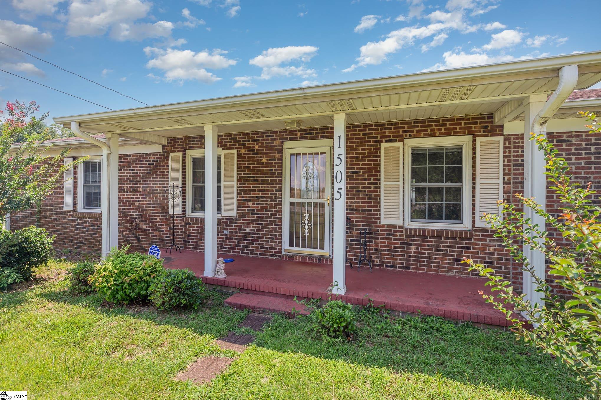 1505 Nazareth Road Spartanburg, SC 29301 - Photo 4 of 23