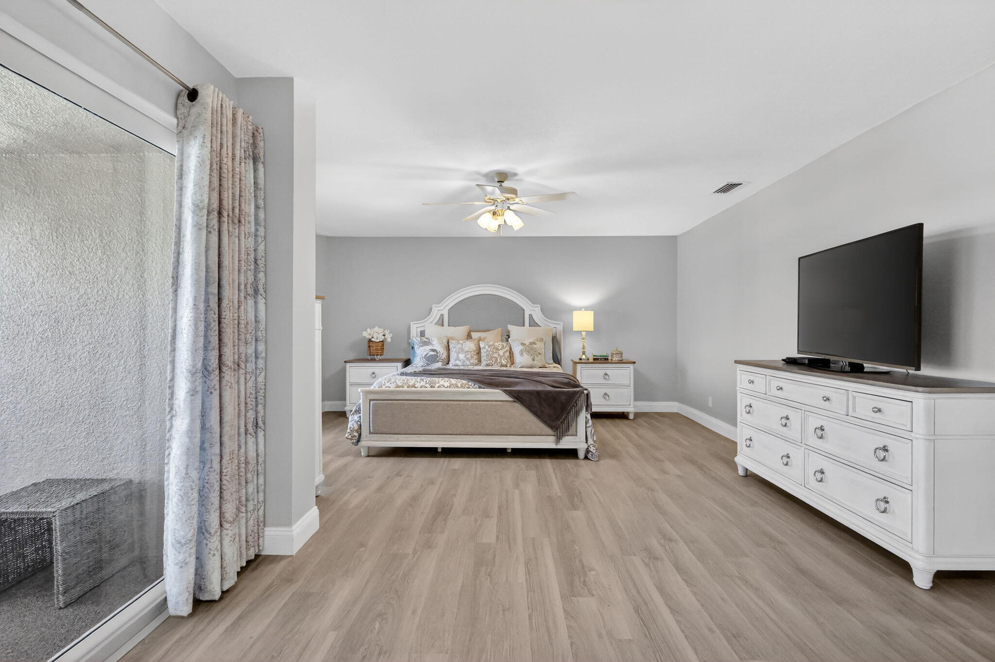 1100 Surf Road, Unit 201 Singer Island, FL 33404 - Photo 46 of 63 Master bedroom