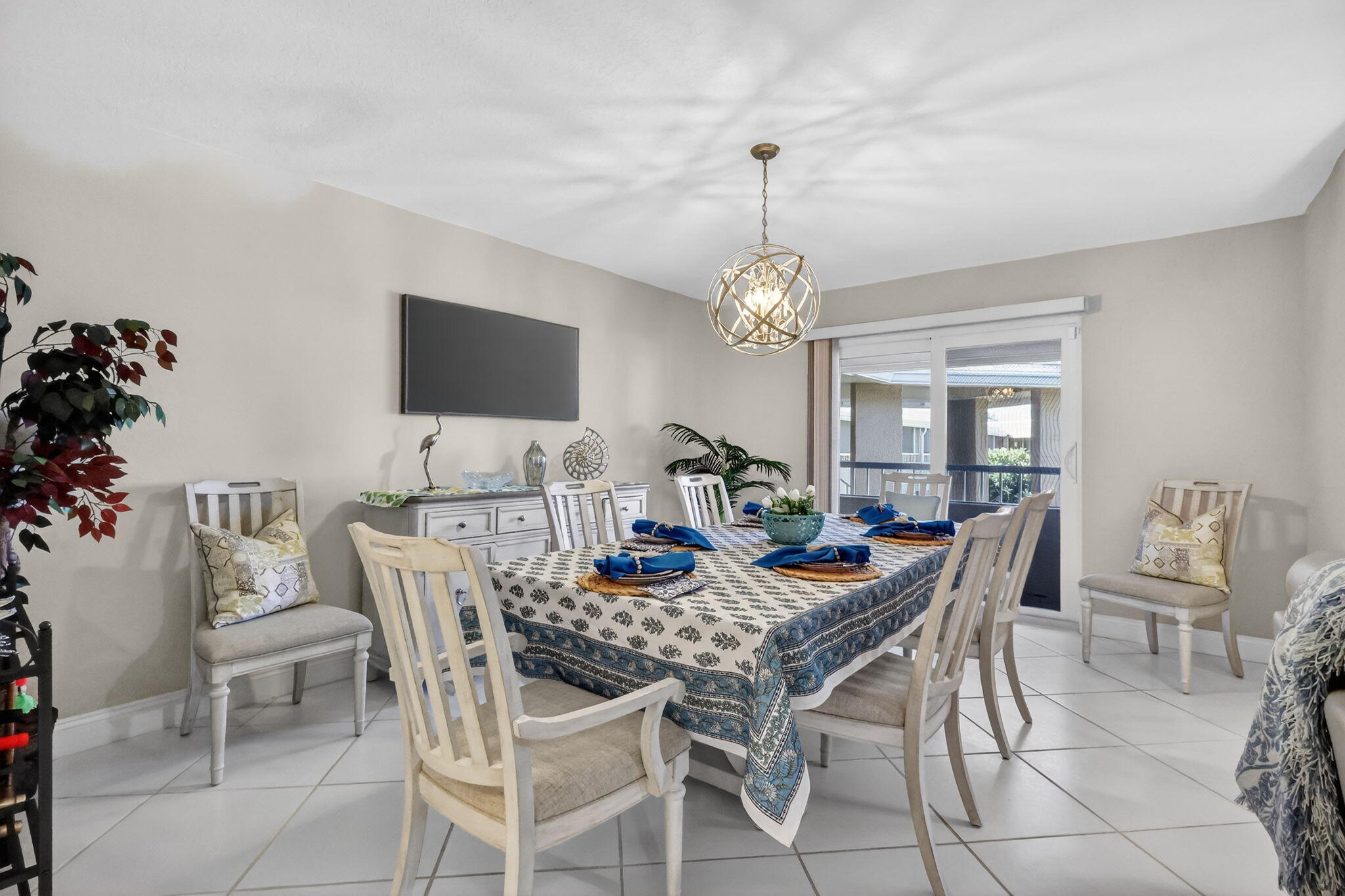 1100 Surf Road, Unit 201 Singer Island, FL 33404 - Photo 8 of 63 Dining Area