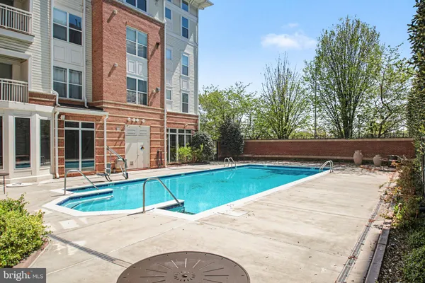 $1,950 | 9490 Virginia Center Boulevard, Unit 331, Vienna, VA 22181