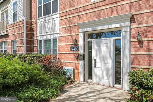 $1,950 | 9490 Virginia Center Boulevard, Unit 331, Vienna, VA 22181