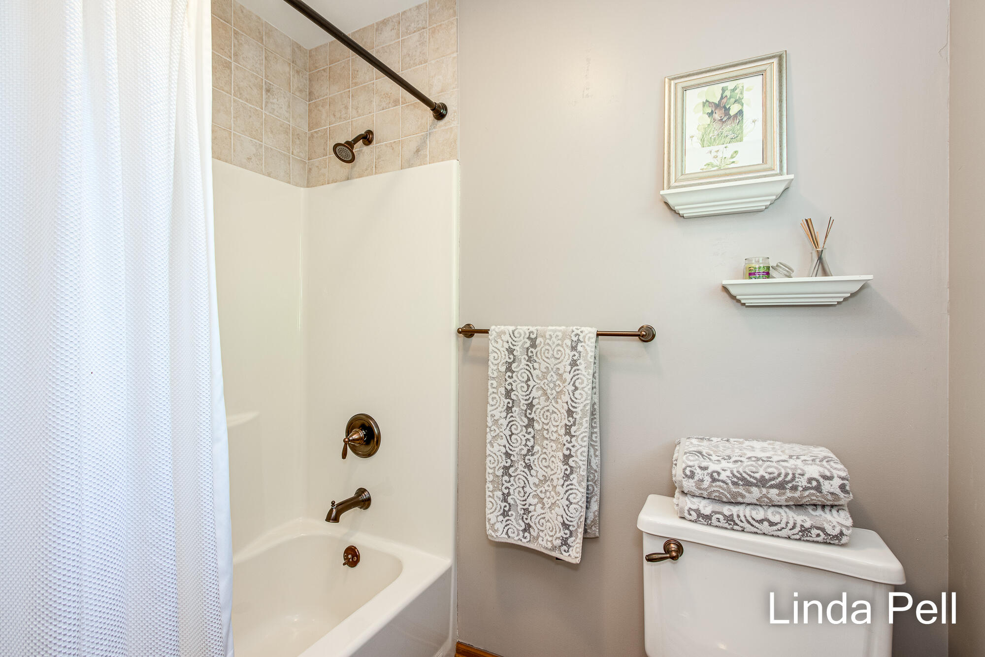 1673 Riva Ridge Drive Southeast Grand Rapids, MI 49546 - Photo 32 of 47 040-IMG_5103ENF