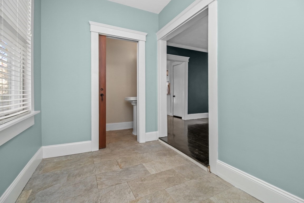 15 Wave Way Winthrop, MA 02152 - Photo 22 of 26