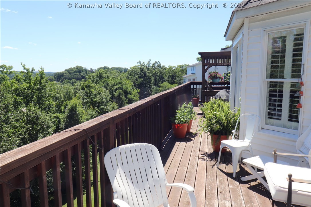 1805 Smith Road Charleston, WV 25314 - Photo 49 of 50 Upper Deck