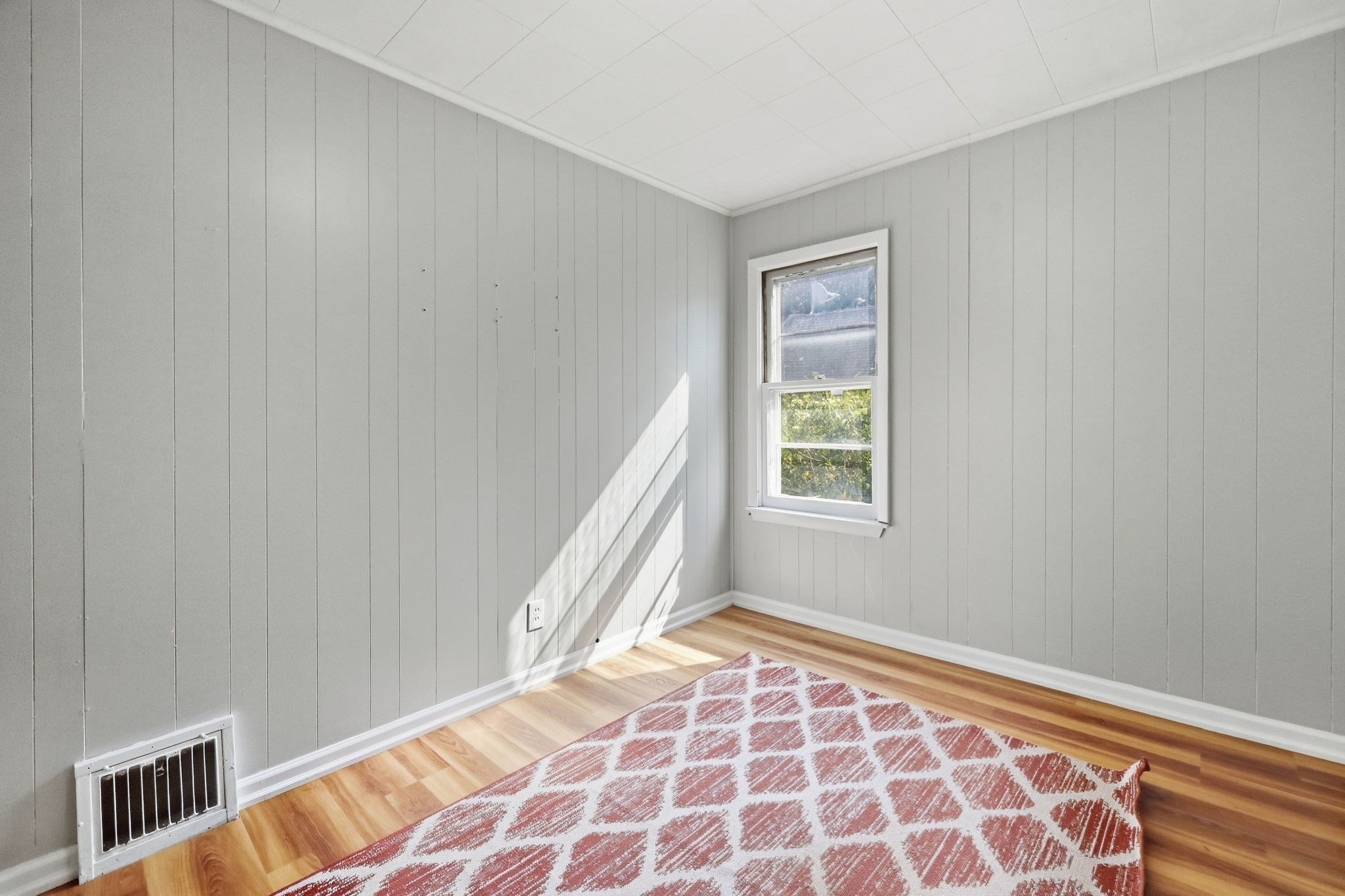 20 Rathburn Street Chicopee, MA 01020 - Photo 12 of 32 Gallery Image 12
