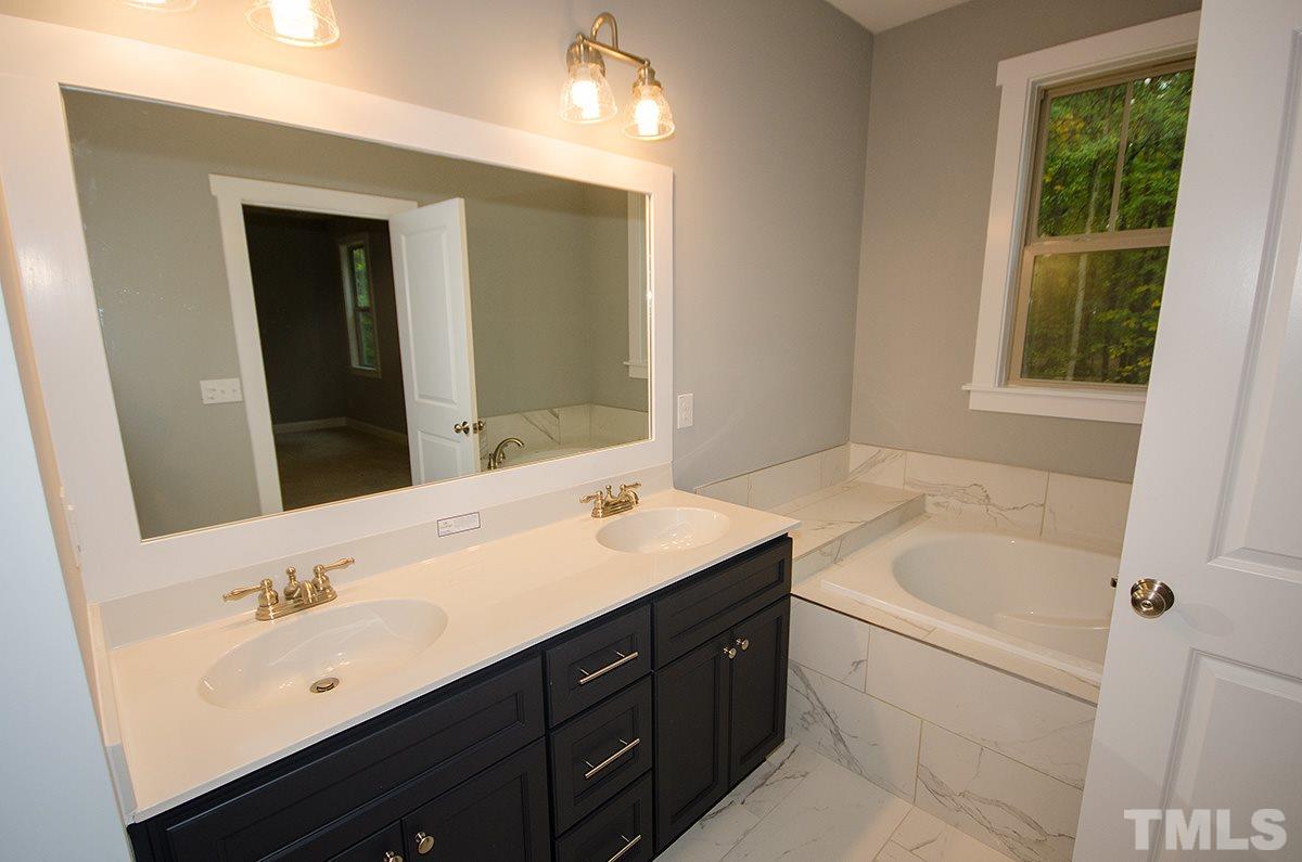 1334 Ellis Road Durham, NC 27703 - Photo 5 of 17 Gallery Image 5