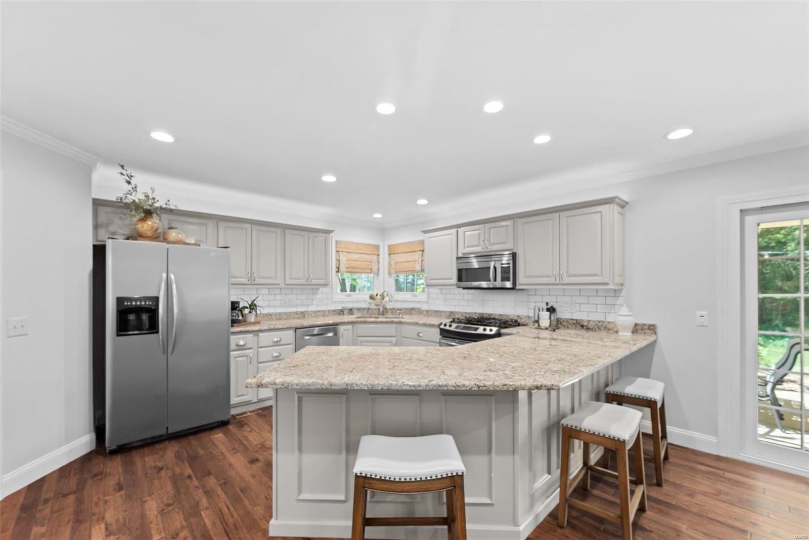 37 Ravens Pointe Lake St. Louis, MO 63367 - Photo 20 of 72