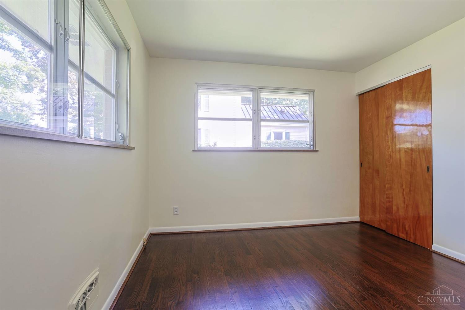 543 Compton Road Cincinnati, OH 45215 - Photo 22 of 39 Gallery Image 22