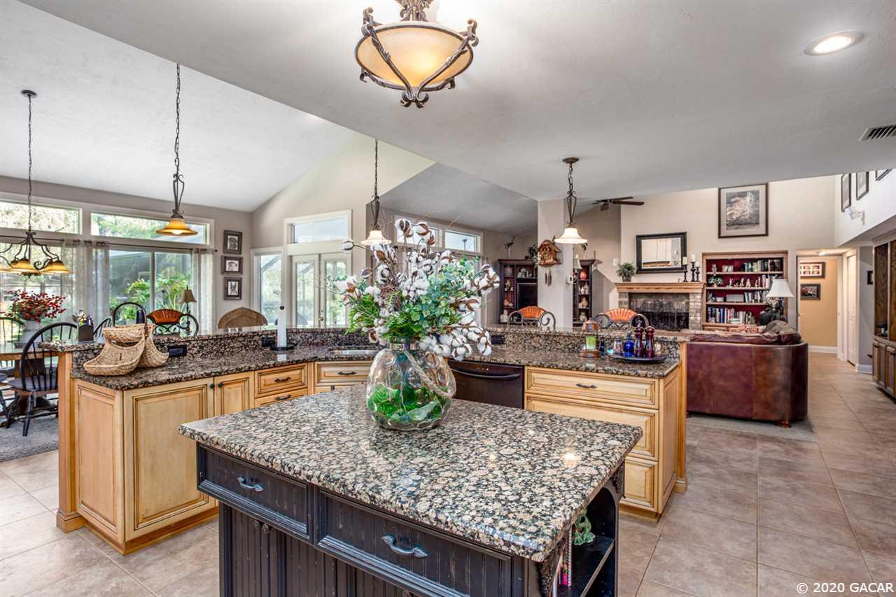 9916 Southwest 13th Place Gainesville, FL 32607 - Photo 21 of 29 Gallery Image 21