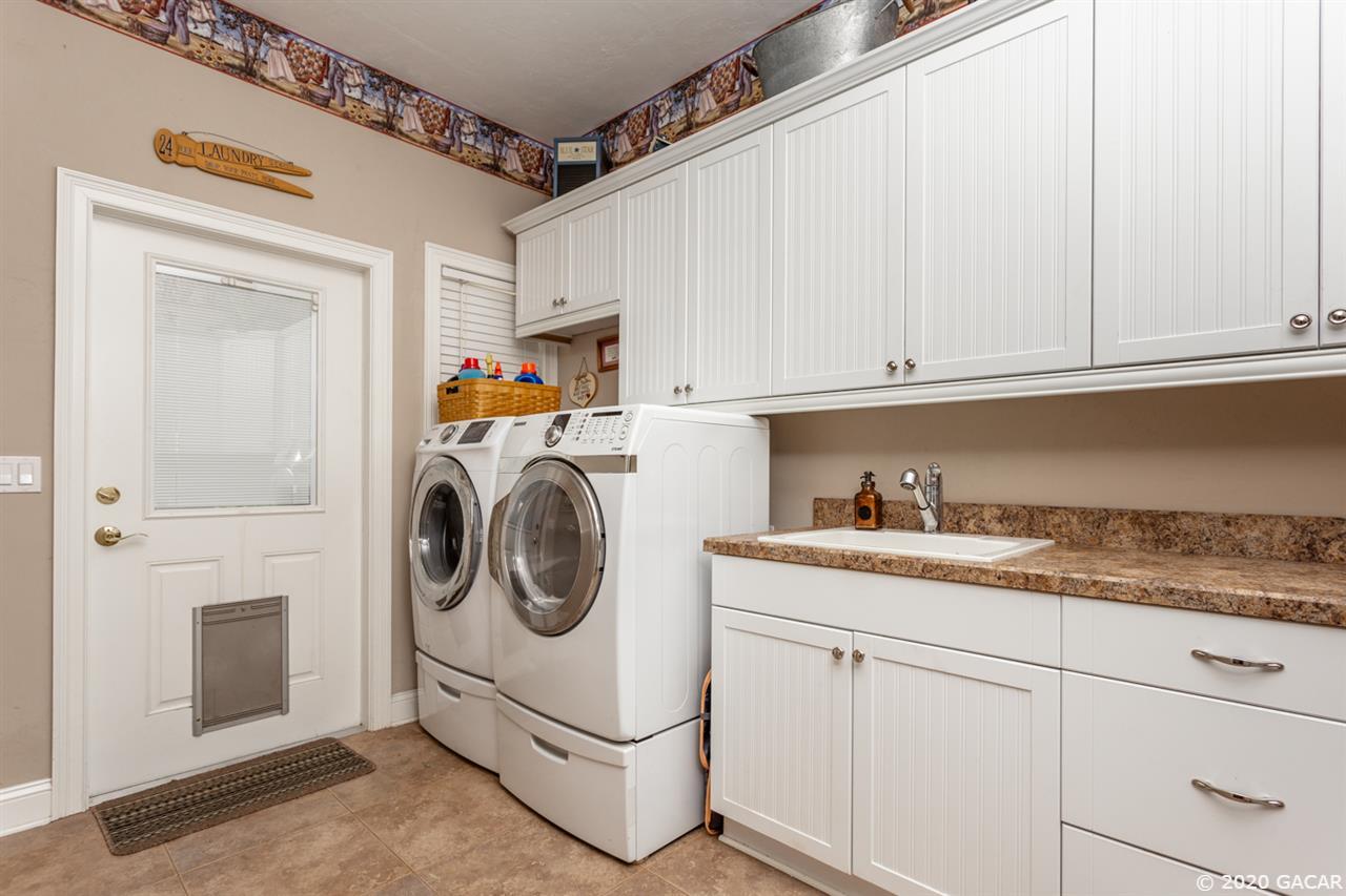 9916 Southwest 13th Place Gainesville, FL 32607 - Photo 25 of 29 Gallery Image 25